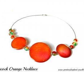 Sprayed shell necklace peacock collection orange